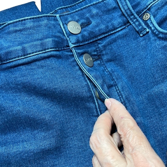 NYDJ Marilyn Straight High Rise Dark Wash Lift Tuck Snap Close Jeans Sz 14 - Picture 4 of 10